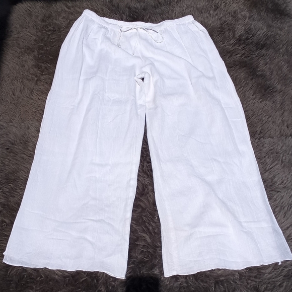 Lazy Daisy White Light Weight Cotton Wide leg Pants with Over Lay NWT Size XL - Picture 1 of 14